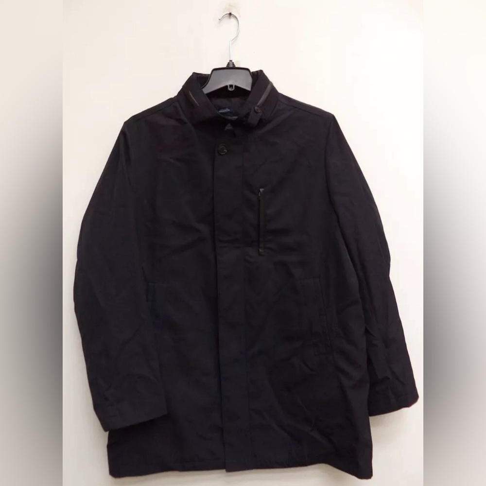 JWN Medium Black Preston Raincoat. New w/out tags